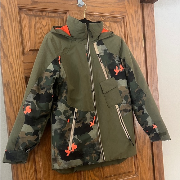 Obermeyer Other - Obermeyer Boys Large Camouflage Hooded Jacket